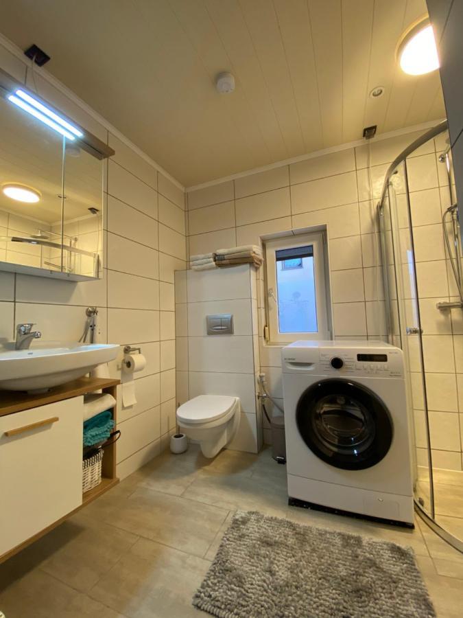 Haus Zum See Zwenkau Luaran gambar