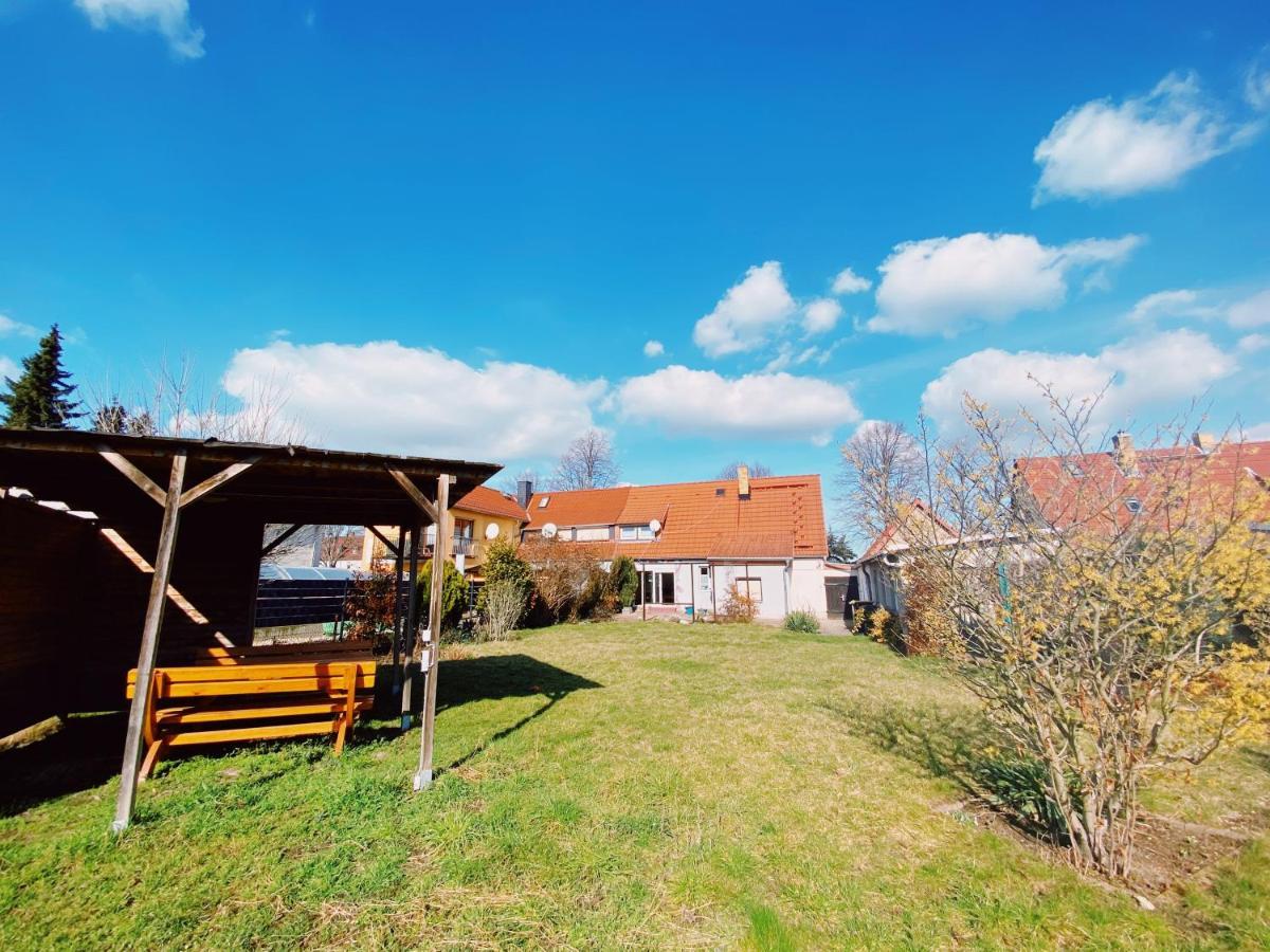 Haus Zum See Zwenkau Luaran gambar